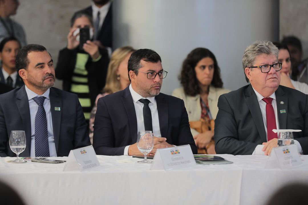 Governador vai a Brasília para encontro com presidente do Ibama sobre impasse no Sul do AM