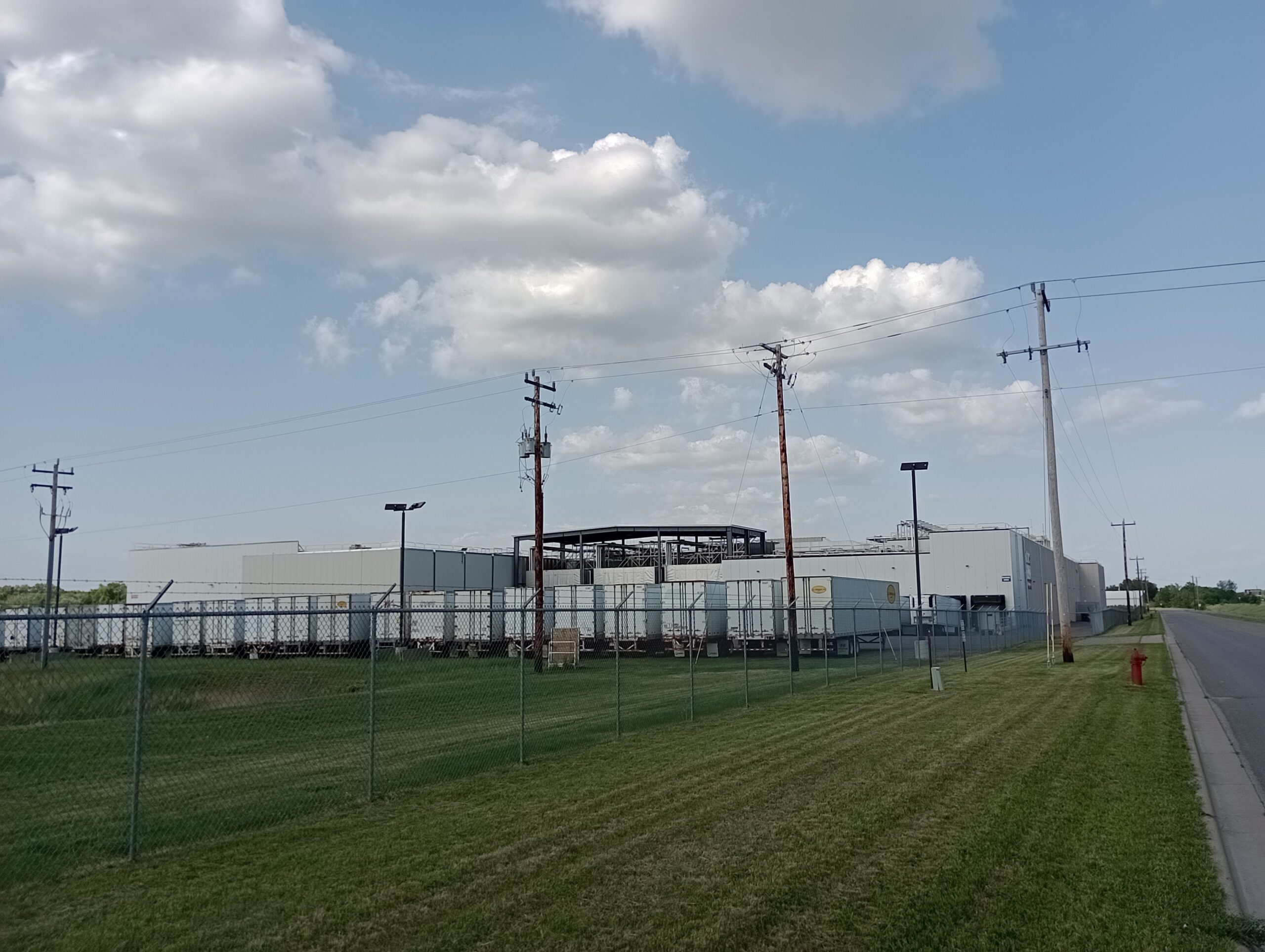 Trabalho infantil: Biden cobra atuação de frigoríficos contra emprego ilegal de crianças