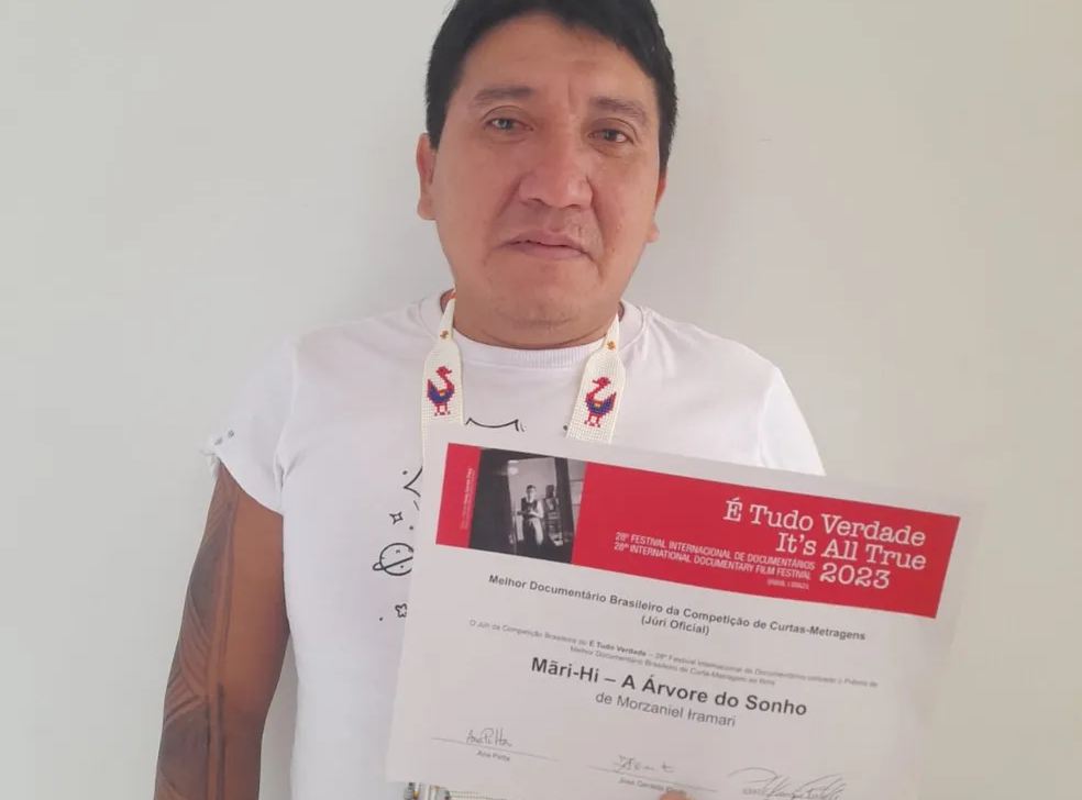 Cineasta Yanomami ganha prêmio em festival internacional de documentários