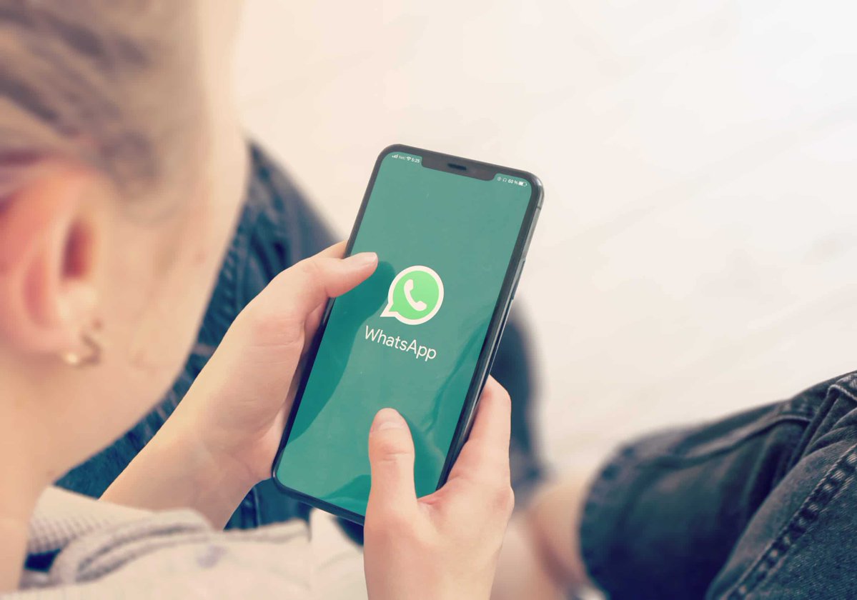 Meta abre canal no WhatsApp para denúncias de violência contra mulher