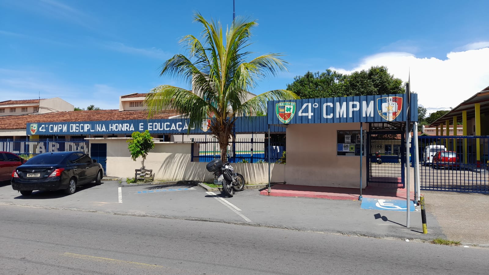 ‘Trouxeram para se defender’, diz pai de aluno que levou objetos cortantes para escola; estudantes não foram expulsos