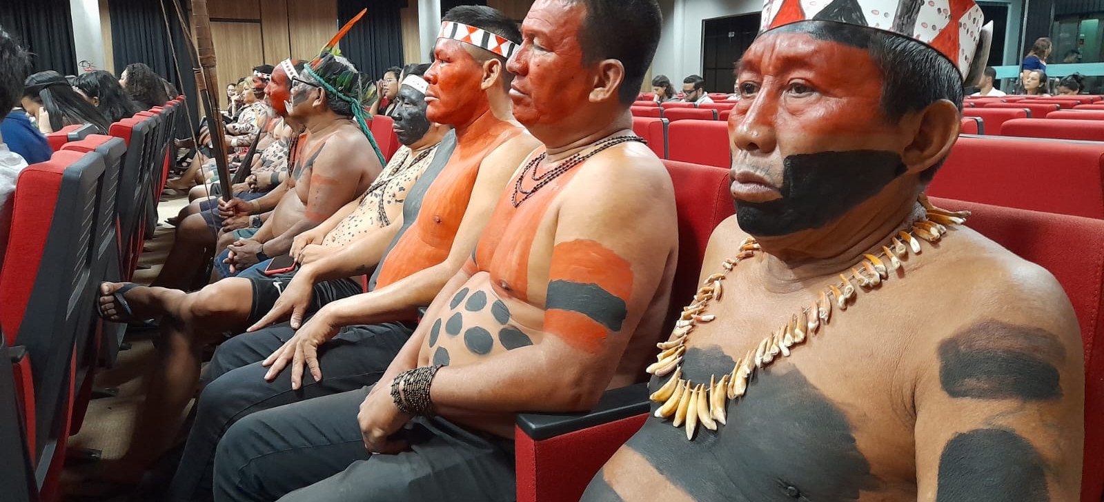 Indígenas das etnias Kanamari, Matis e Mayuruna estiveram presentes no evento (Jander Souza/Revista Cenarium)