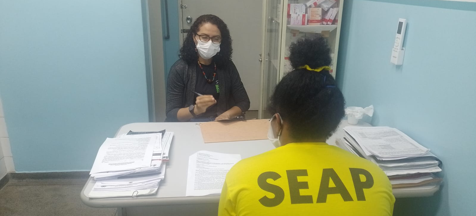 Policlínica Codajás realiza acompanhamento em saúde para população trans privada de liberdade