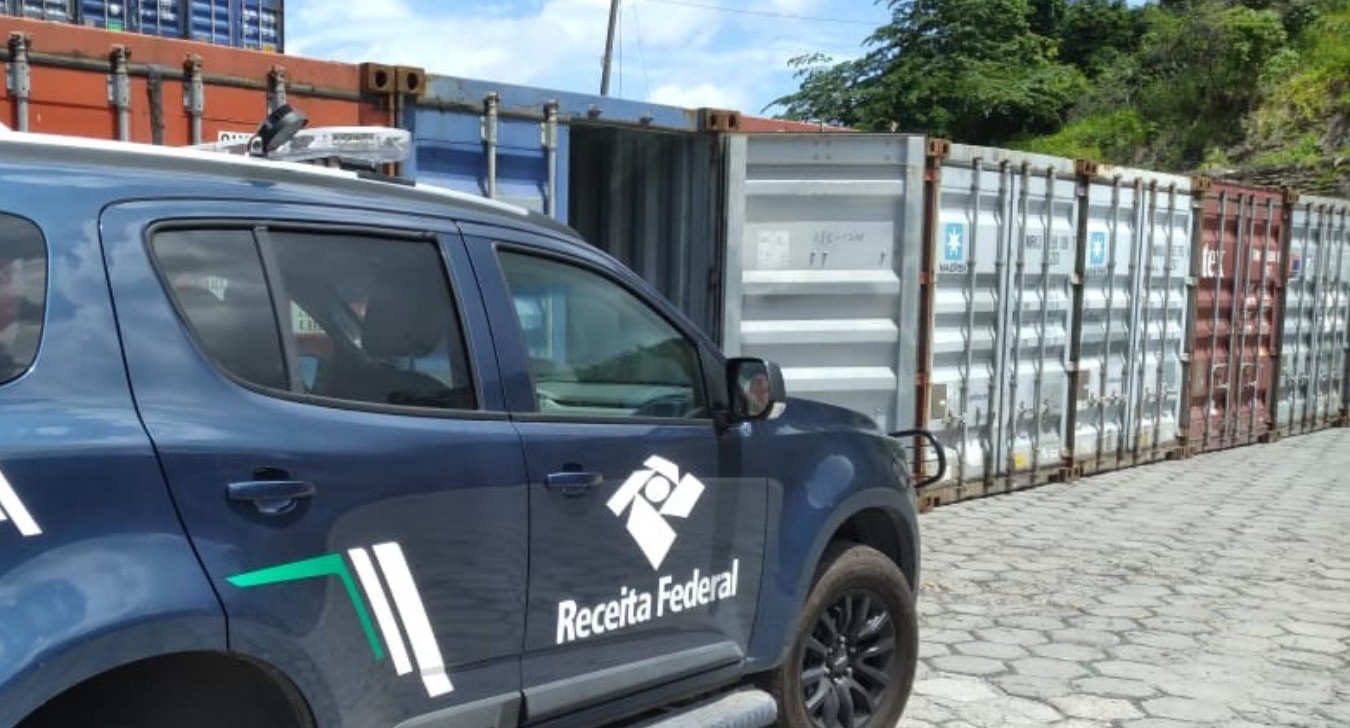 No AM, Receita Federal apreende mais de 2,5 mil toneladas de minério