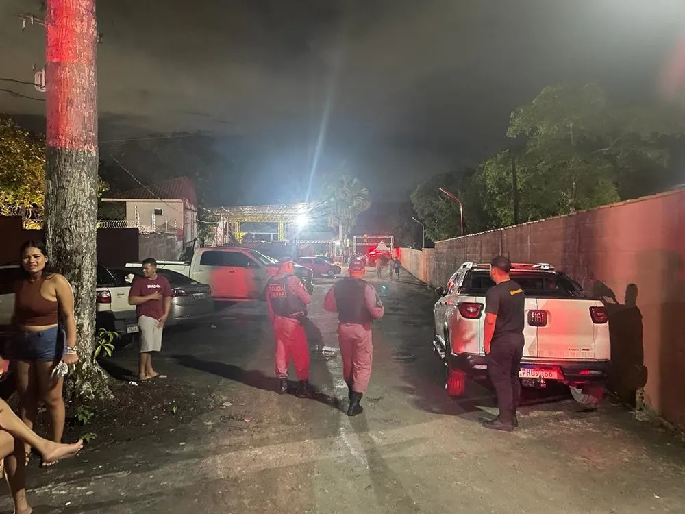 ‘Banalização da violência’: mulher ri de tiroteio que deixou três vítimas em Manaus