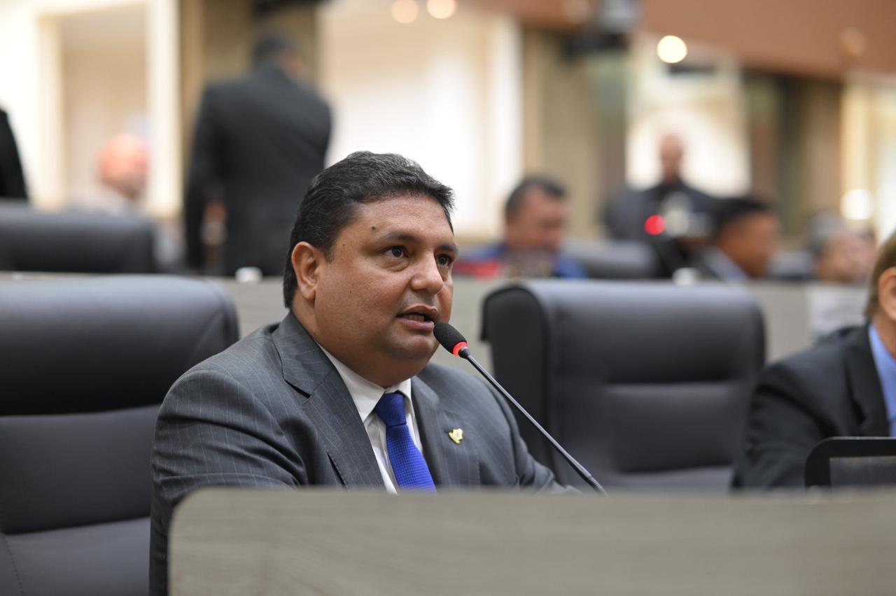 Presidente da Câmara Municipal de Manaus vai acionar MPE contra propaganda da Amazonas Energia