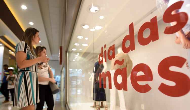 CDL Manaus estima crescimento de 4% nas vendas do comércio para o ‘Dia das Mães’