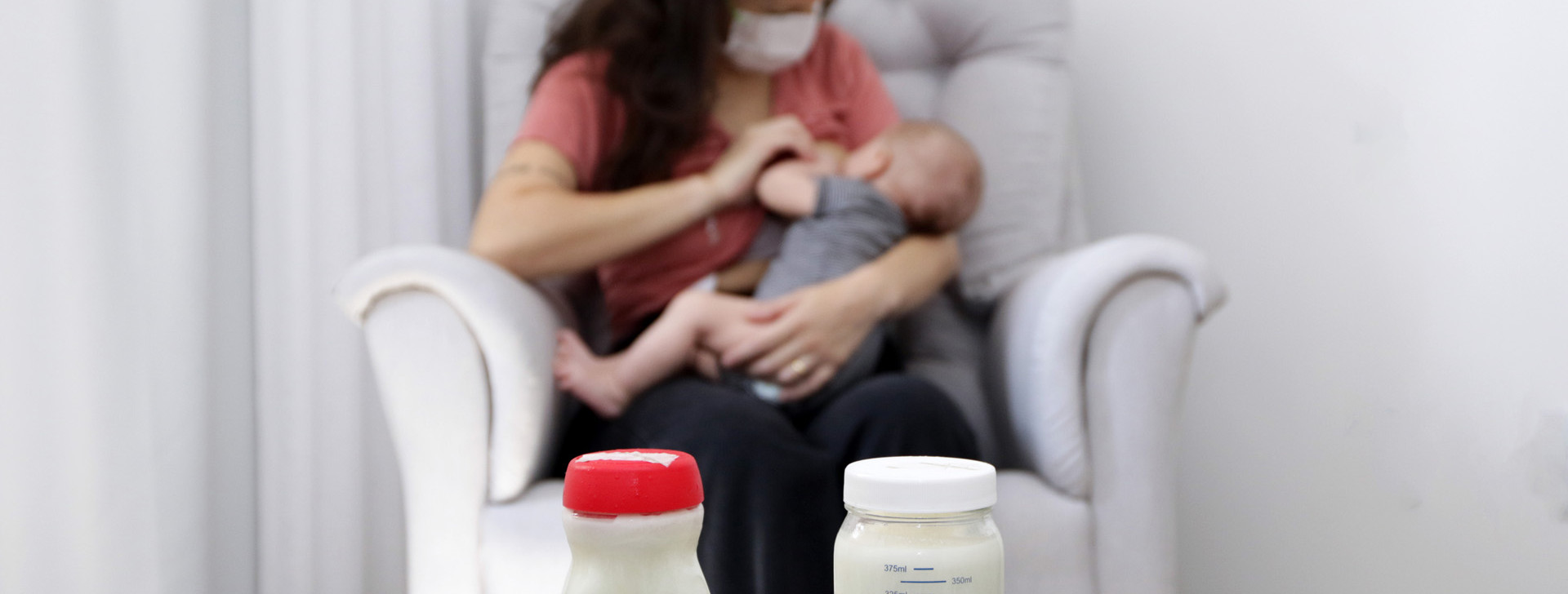 Campanha nacional estimula a doação de leite materno para beneficiar bebês em todo o país