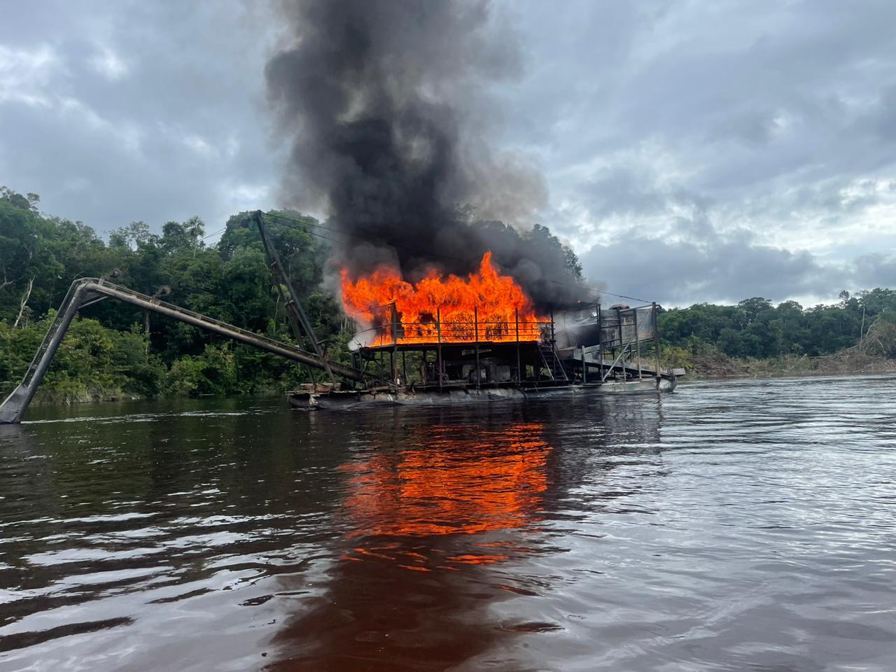 Ibama e Forças Armadas impõem prejuízo de R$ 49 milhões ao garimpo iIegal após operação