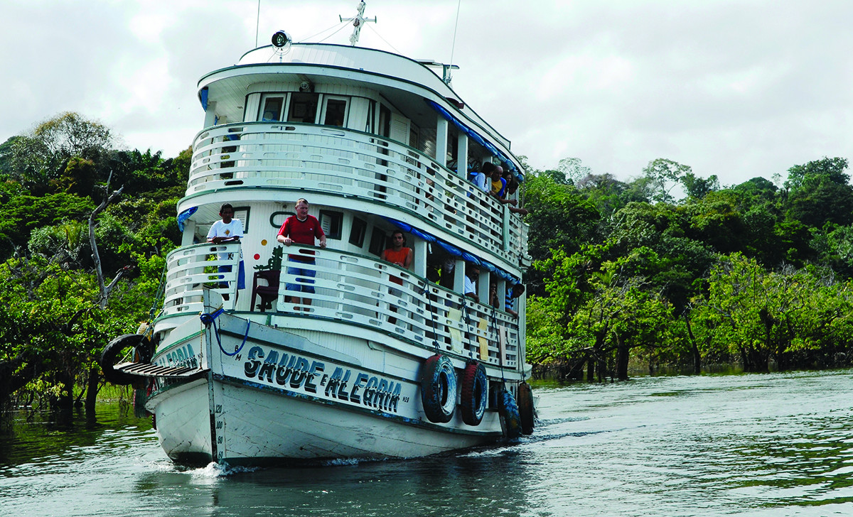 Associações se unem para ‘descarbonizar’ barcos da Amazônia