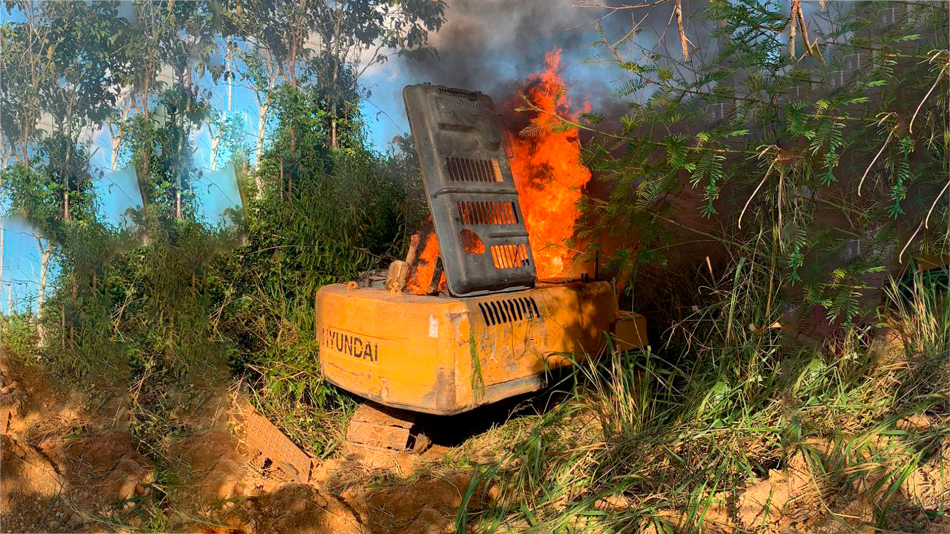 PF destrói R$ 4 milhões em máquinas usadas no garimpo ilegal em Terra Indígena de Rondônia