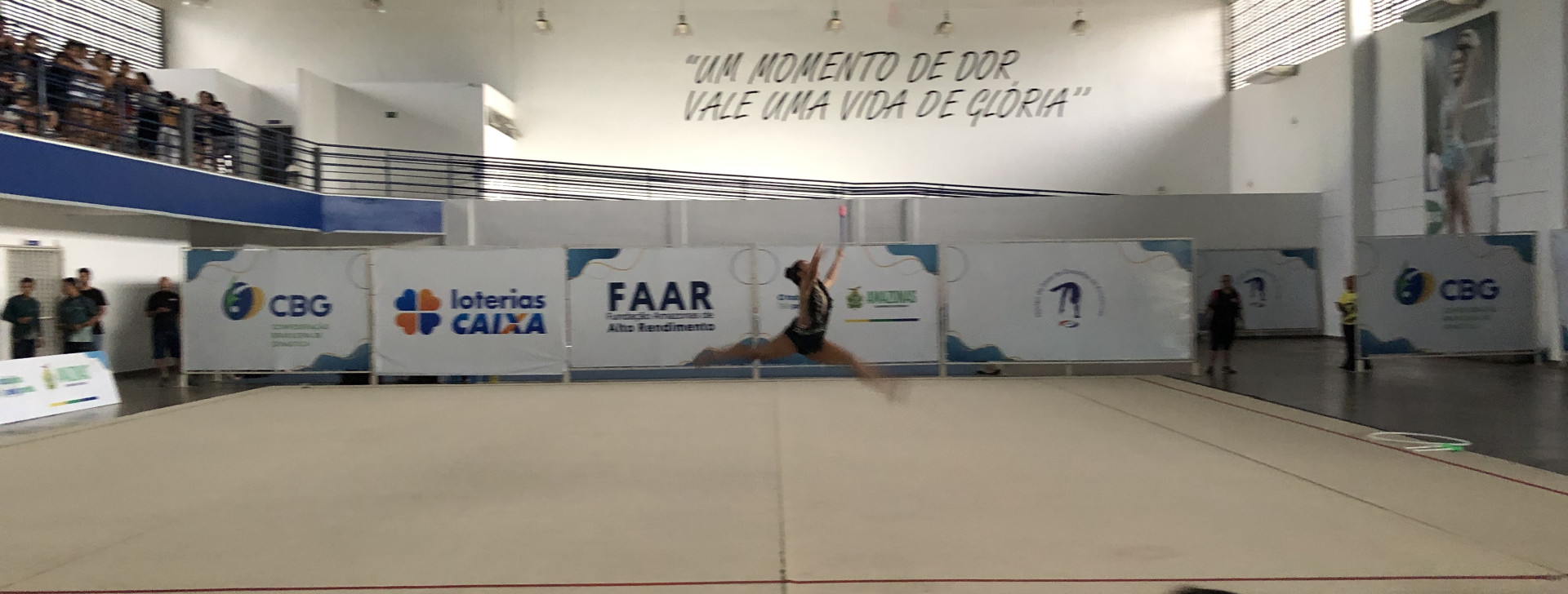 No AM, competição escolar qualifica atletas para campeonato estadual de ginástica