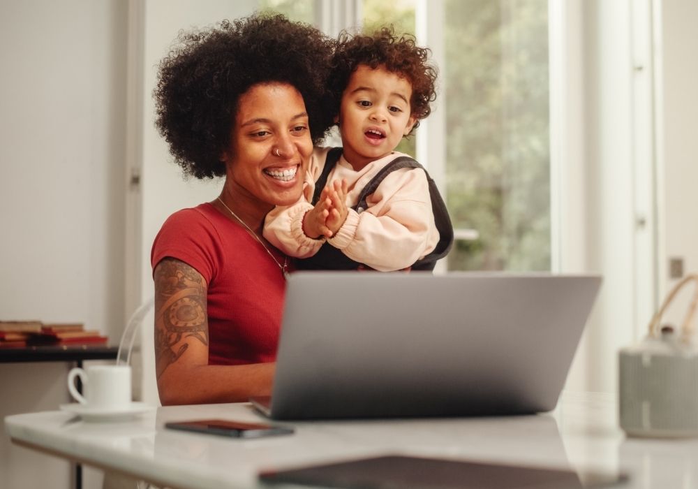 Mulheres com mais filhos são mais propícias a se afastarem do mercado de trabalho