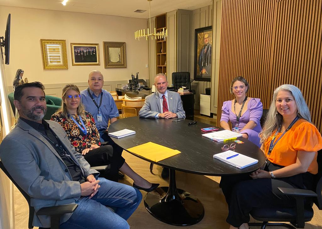 TCE-AM analisa contas de governador e promove alinhamento de ações