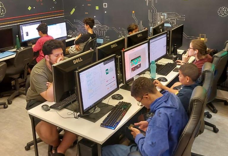 +Inovação: Federação de E-sports lança cursos gratuitos de games e programação em Manaus