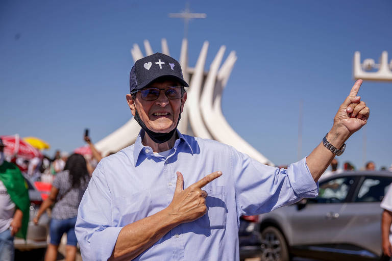 Roberto Jefferson comenta sobre fuga de policial ferida: ‘Eu até ri’