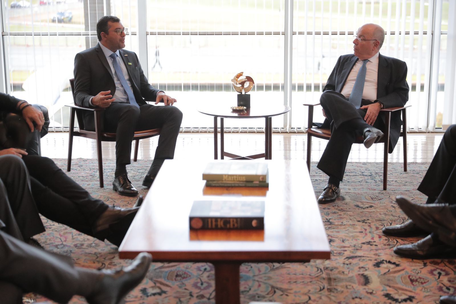 Wilson Lima oferece Amazonas para ‘pré-COP’ a ministro das Relações Exteriores