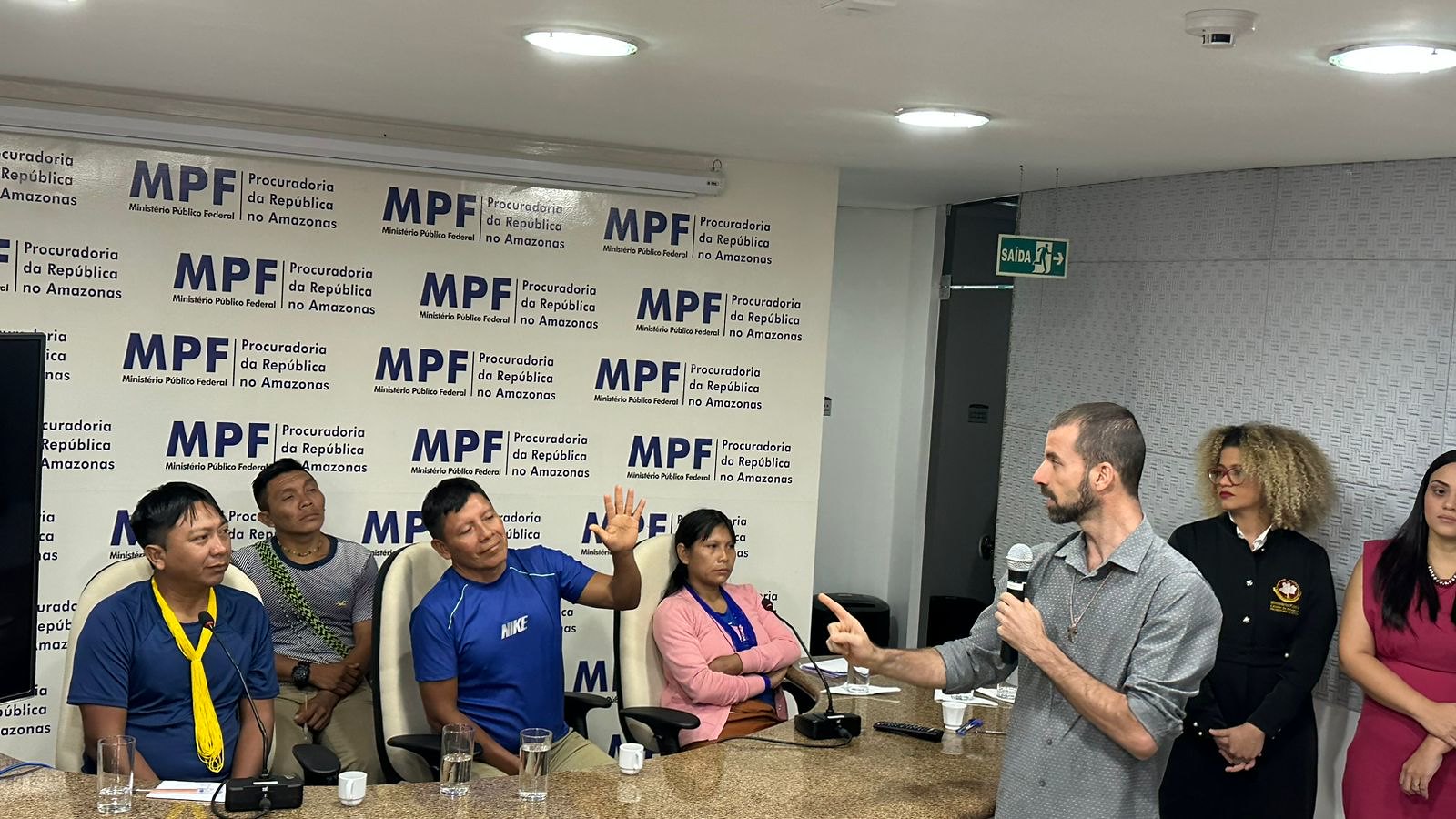 ‘Pedimos readequação dos benefícios’, diz procurador ao expor situação dos Yanomami no AM