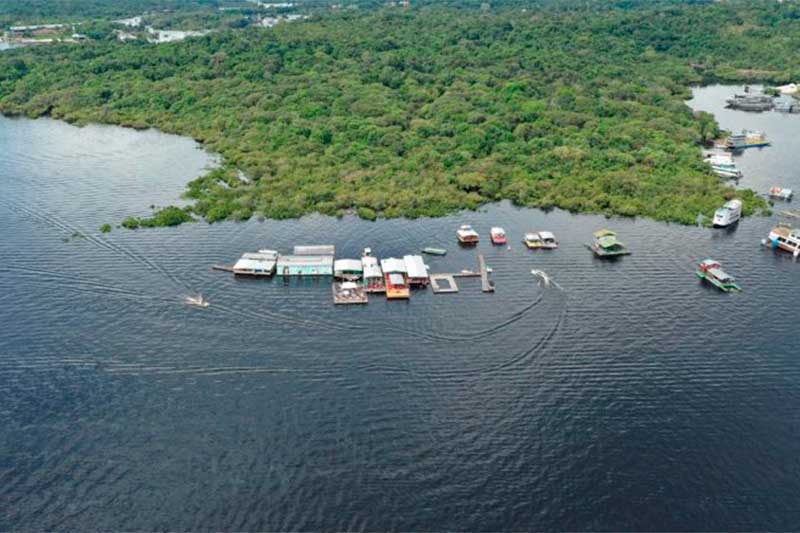 Flutuantes irregulares serão retirados do Tarumã-Açú (Divulgação)