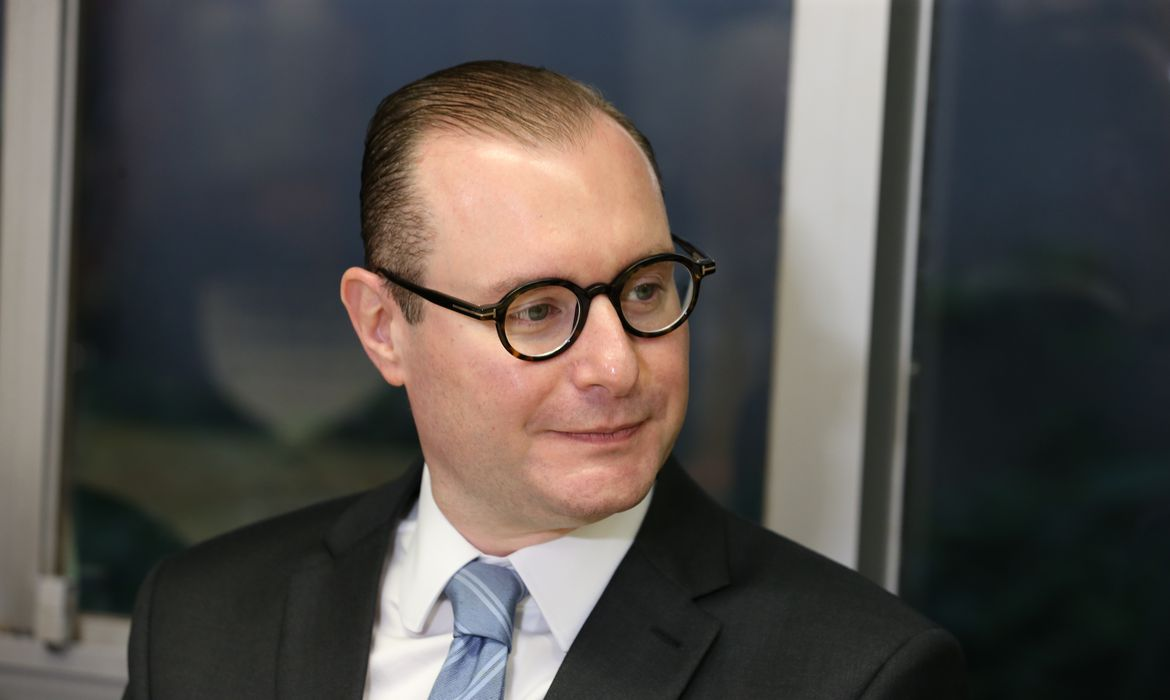 Cristiano Zanin é sabatinado nesta quarta-feira no Senado para vaga no STF