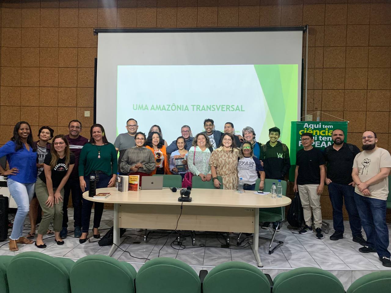 Palestra na Ufam debate relação do corpo na era digital