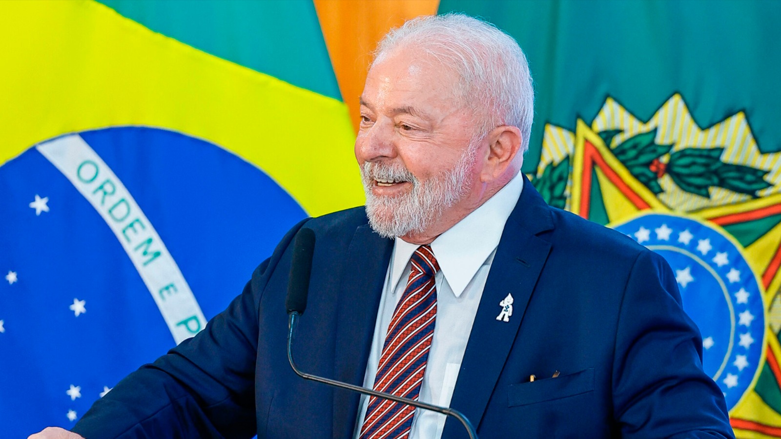 ‘Para a elite dominante desse País, tudo que é benefício é gasto’, diz Lula durante evento