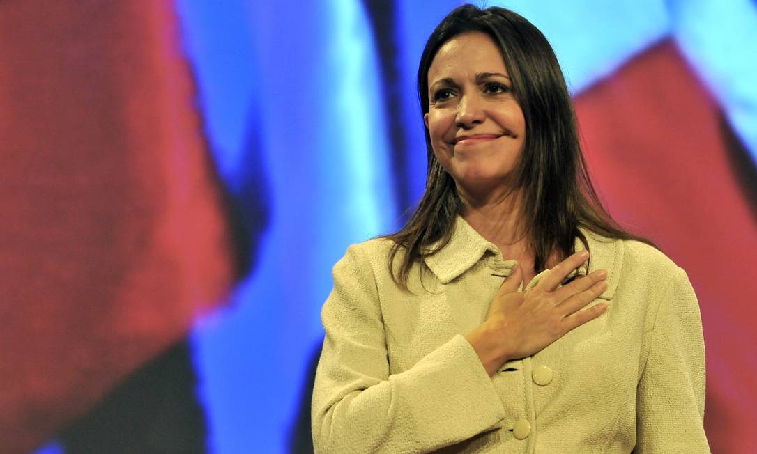 Opositora de Maduro é proibida de ocupar cargos públicos por 15 anos