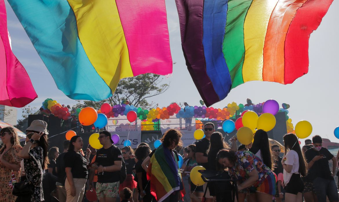 Governo promove inclusão e respeito às pessoas LGBTQIA+ em vídeo institucional