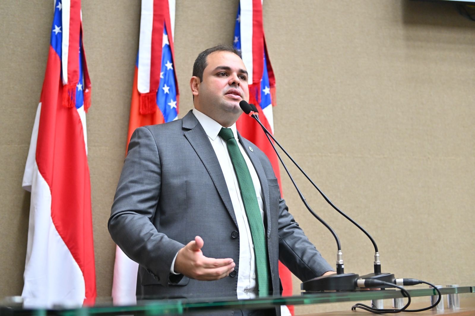 Roberto Cidade apresenta PL que institui selo ‘Empresa Amiga do Voluntariado’