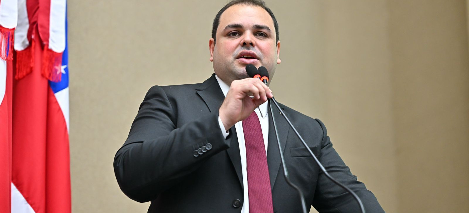 Roberto Cidade cria PL de curso de sobrevivência para alunos da rede estadual