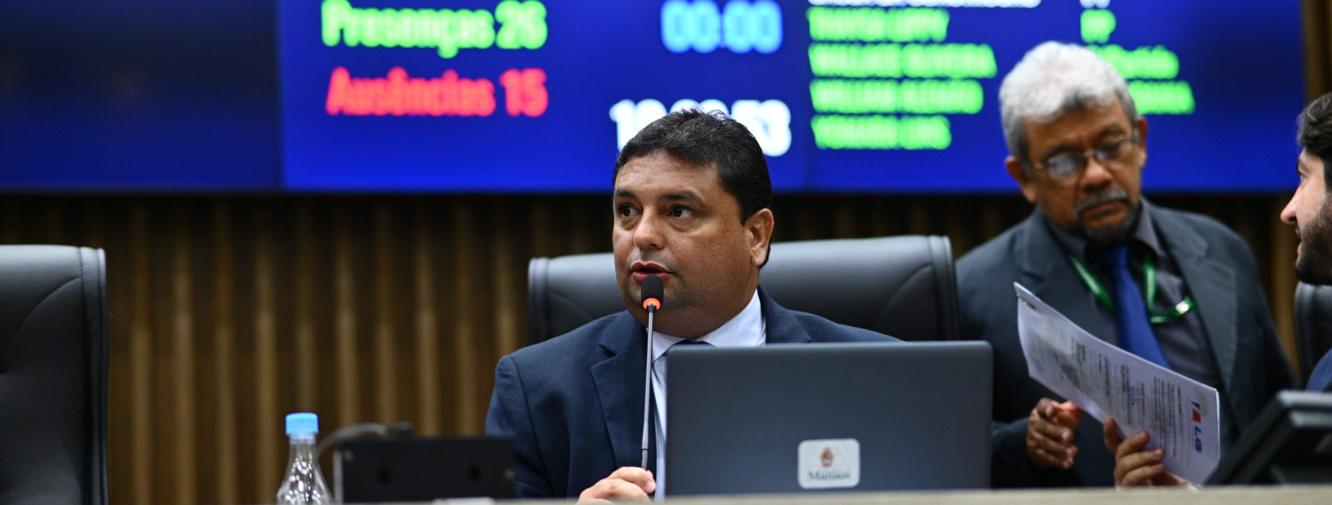 Projetos do vereador Caio André avançam na Câmara de Manaus