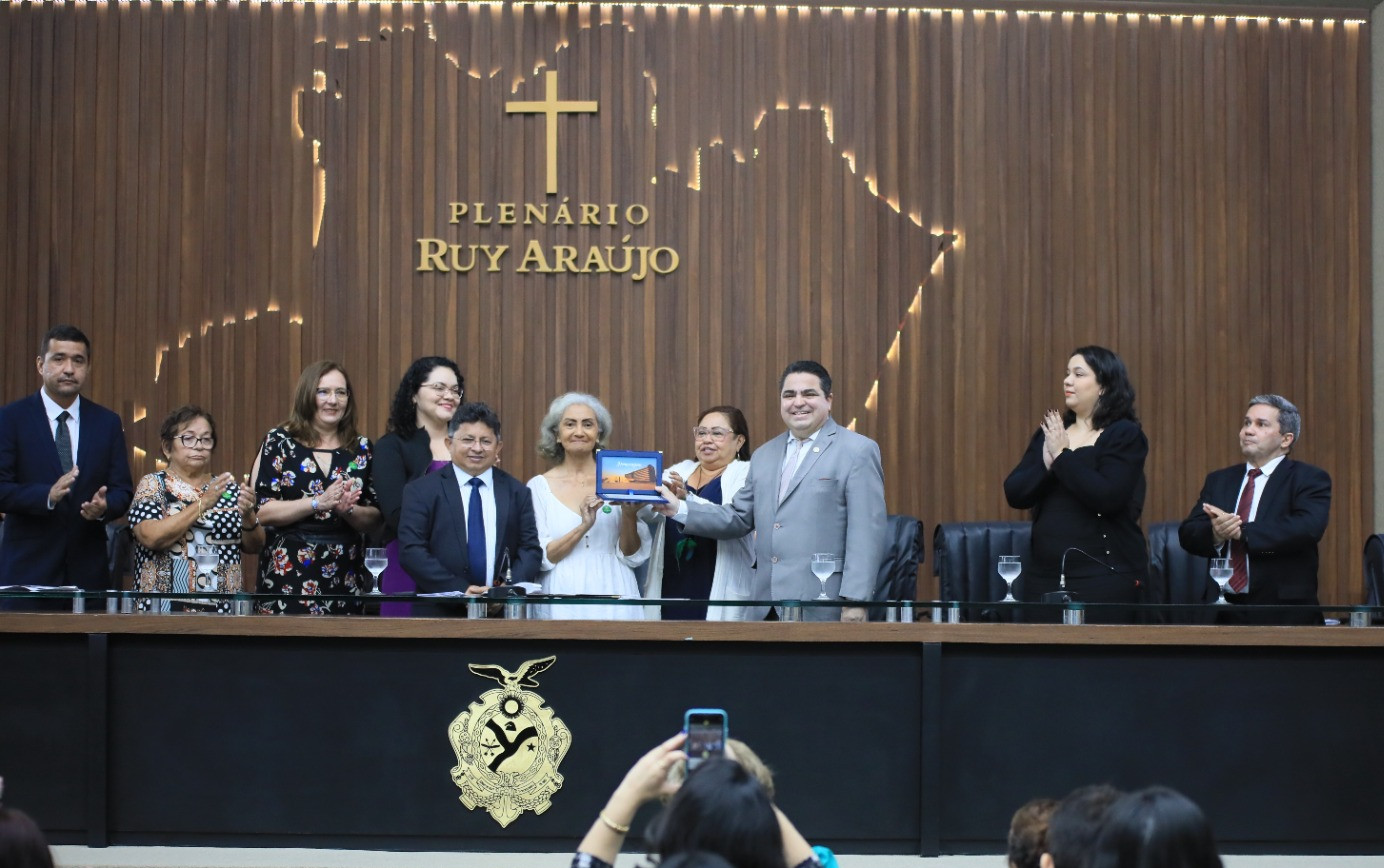 Curso de Serviço Social da Ufam completa 82 anos com sessão especial na Aleam