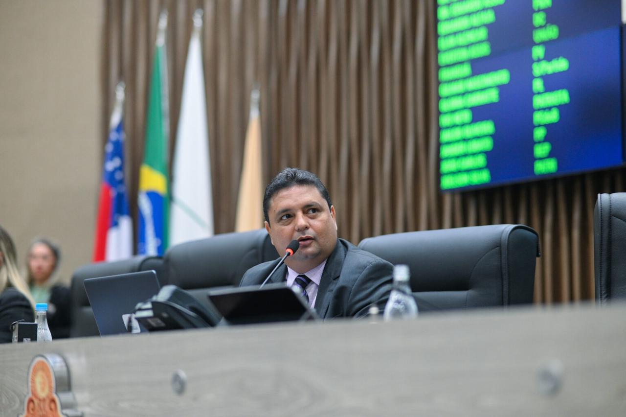 Projetos de Caio André voltados à inclusão, saúde, desporto e lazer avançam na CMM