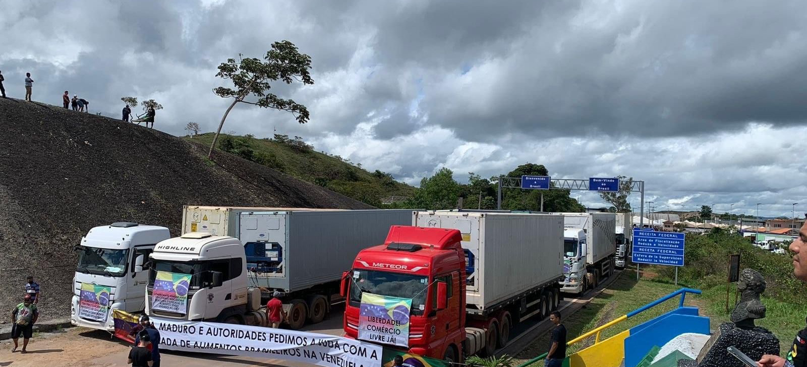 Manifestação em RR denuncia restrição venezuelana a exportações de alimentos