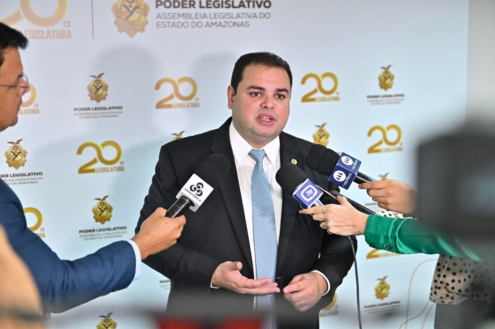 Leis de Roberto Cidade ampliam atenção para pacientes portadores de doenças raras no AM