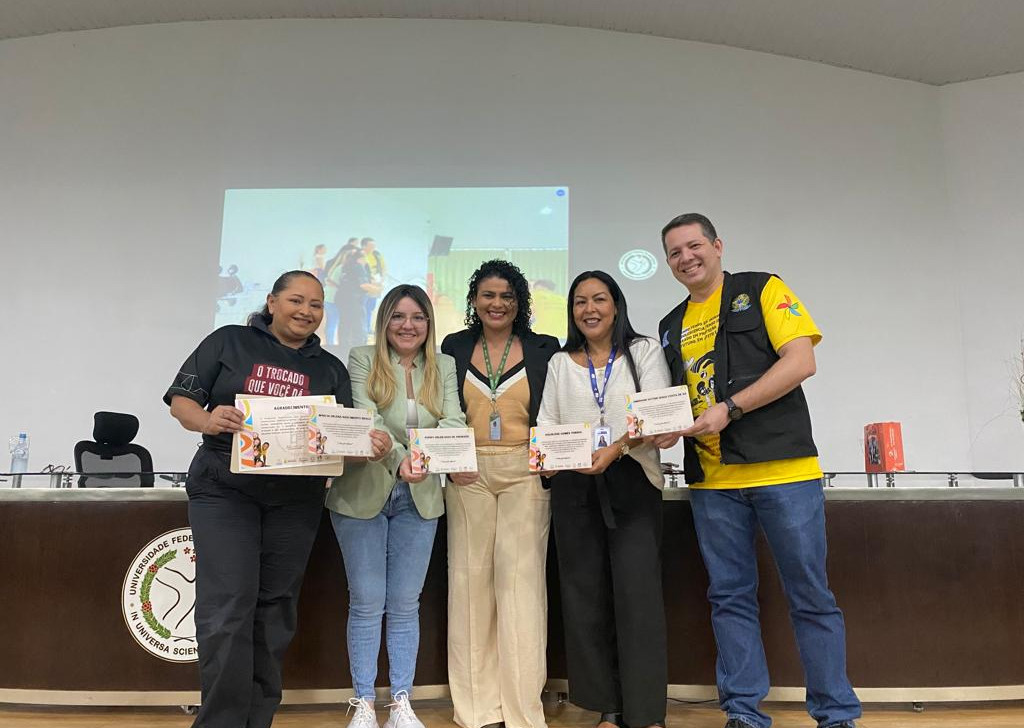 Ufam encerra seminário sobre direitos das crianças e adolescentes