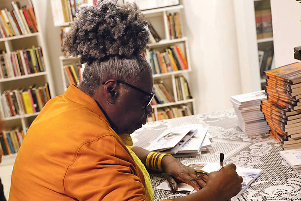 Espaços de pesquisa e acolhimento liderados por intelectuais negras estão surgindo em SP e no RJ