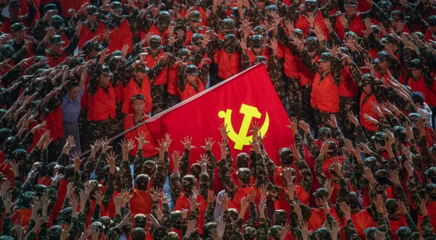 Aliança de Lula e Maduro é vista como ‘tendência comunista’ no Brasil, diz especialista