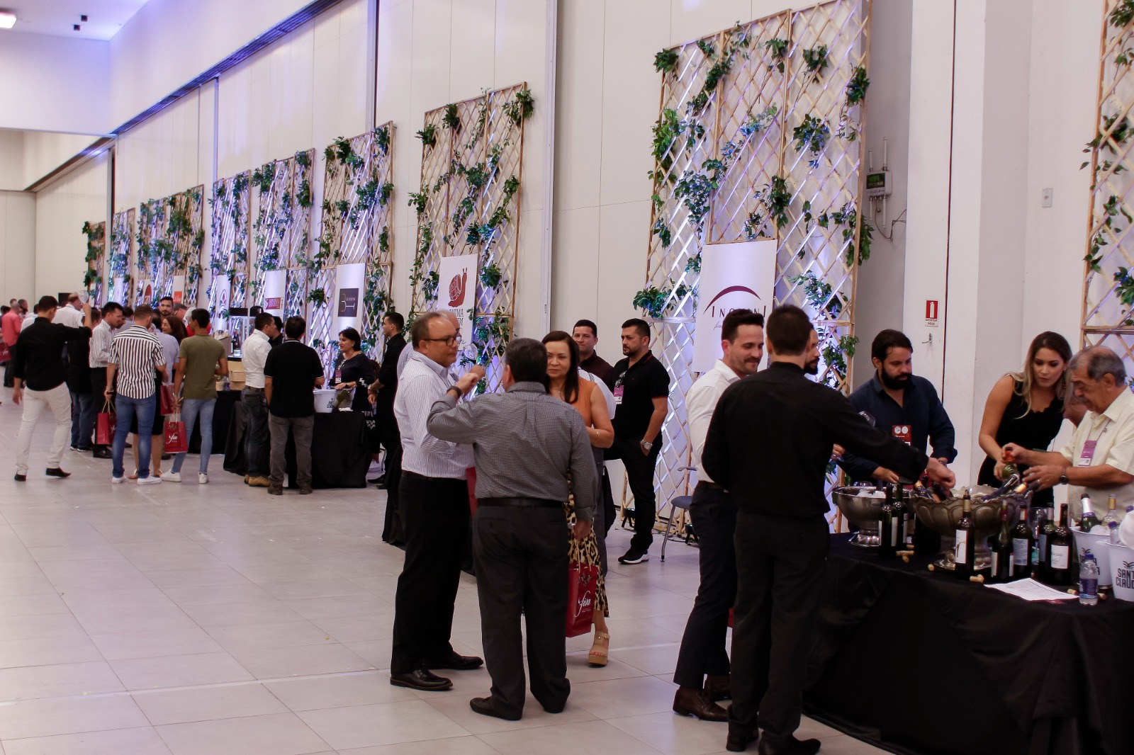 Manaus recebe feira internacional de vinhos em agosto