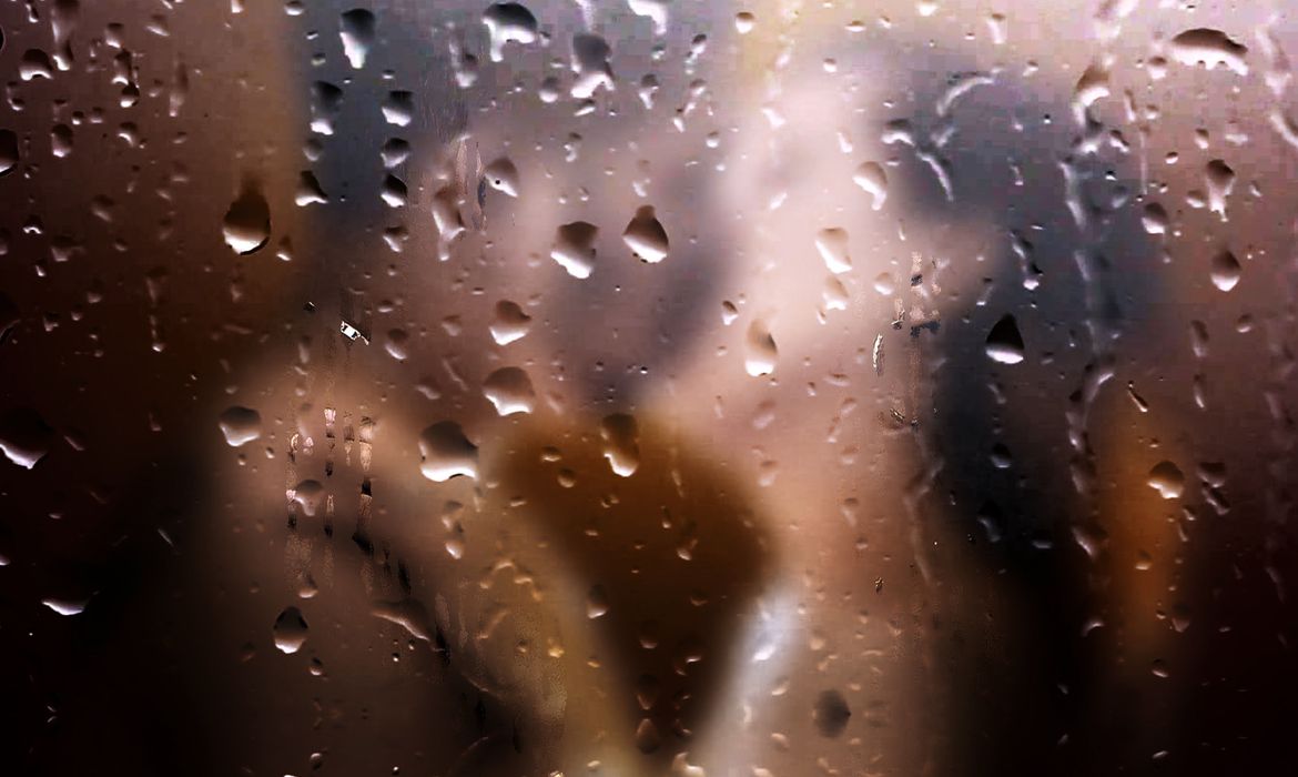 Dia do Orgasmo: para chegar ‘lá’, mulheres devem se conhecer mais, afirma sexóloga