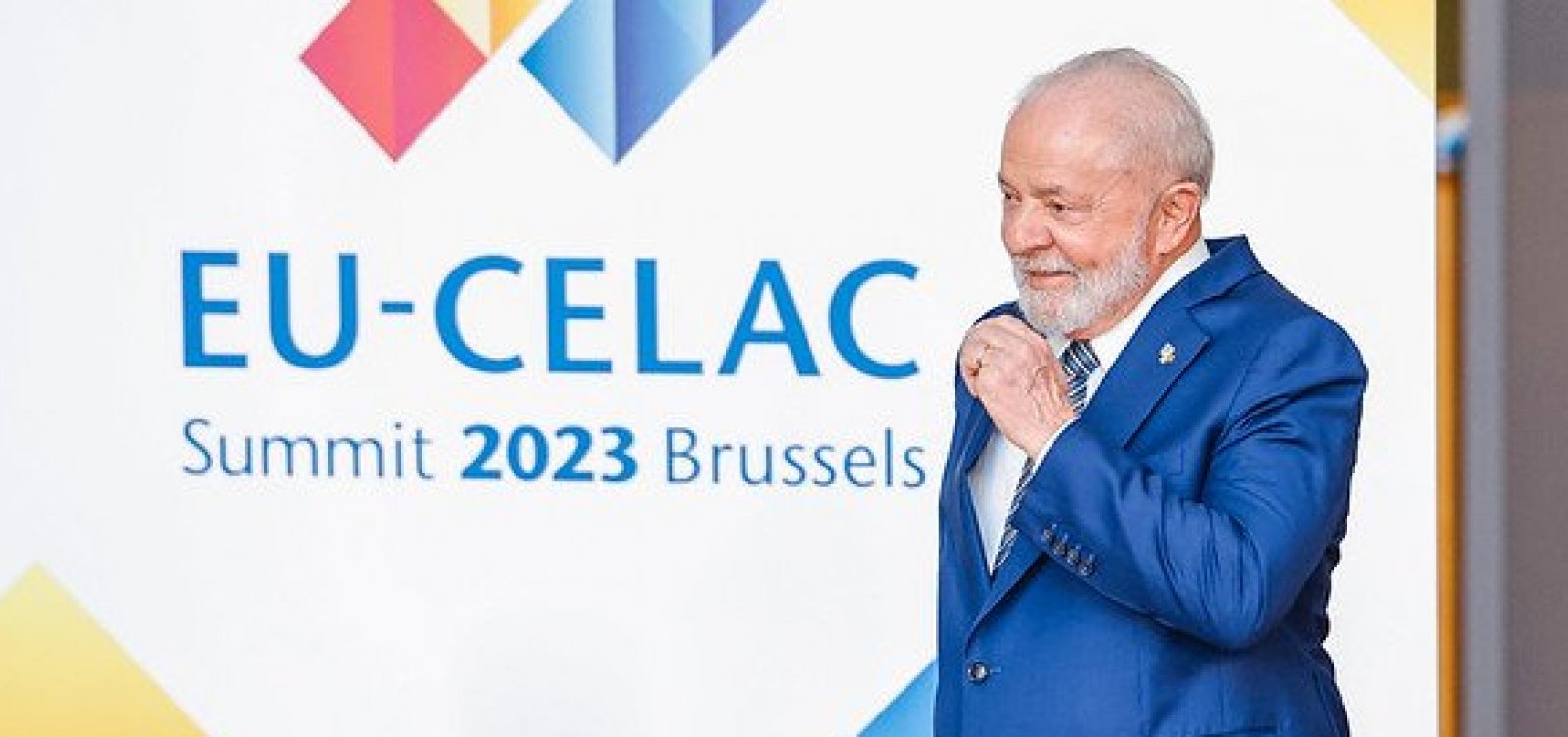 Lula defende regulamentação de plataformas digitais para combater fake news