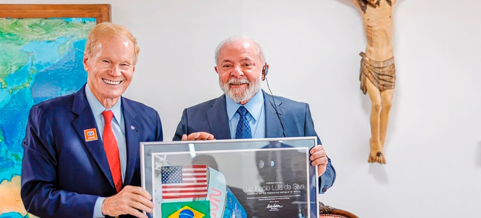 O administrador da Nasa, Bill Nelson, e o presidente Luiz Inácio Lula da Silva (Reprodução/Ricardo Stuckert/PR)