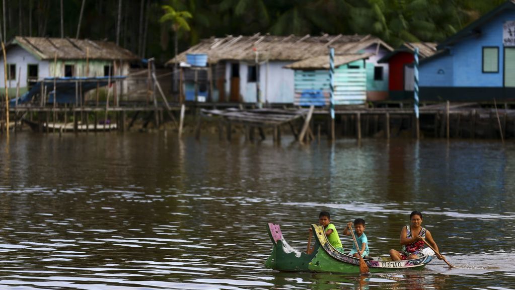 Moradores de comunidades ribeirinhas do arquipélago de Marajó  (Marcelo Camargo/Agência Brasil)