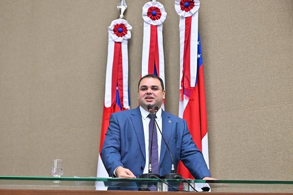 Presidente da Aleam, Roberto Cidade tem duas novas leis sancionadas