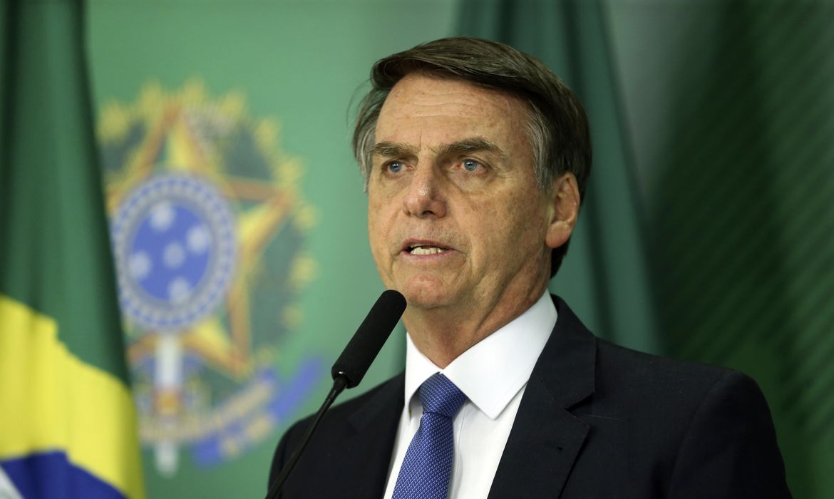 ‘Tomar caldo de cana e comer pastel’, diz Bolsonaro sobre Pix que recebeu de apoiadores