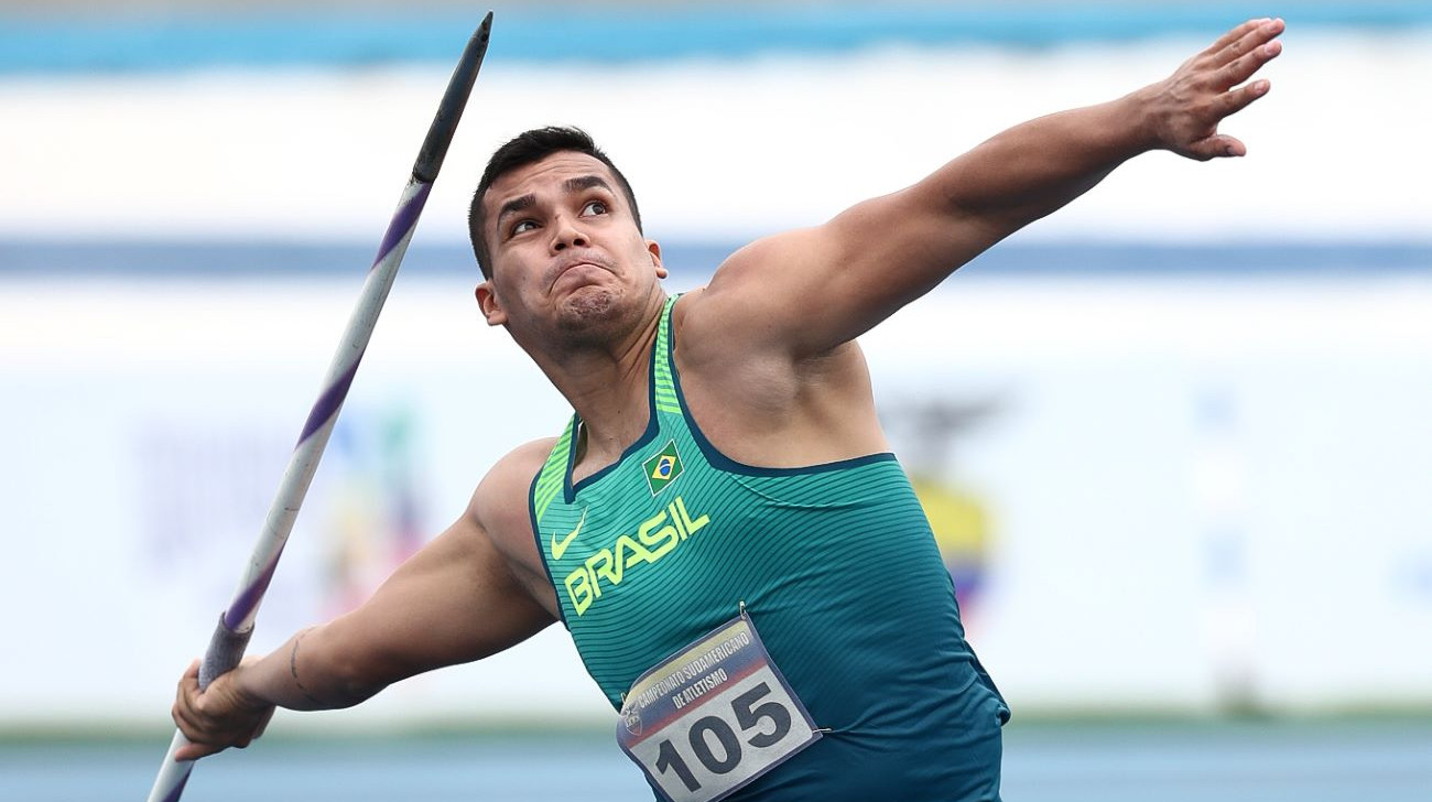 Amazonense bate recorde no lançamento de dardo e conquista ouro