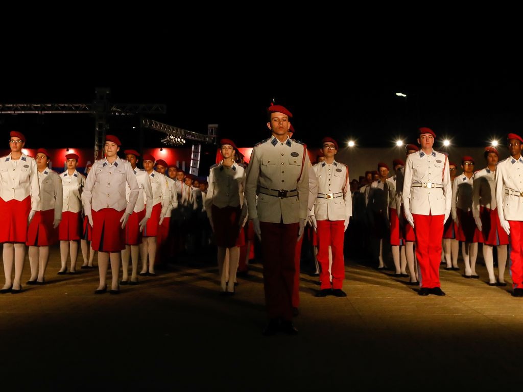MEC determina fim progressivo das escolas cívico-militares no Brasil