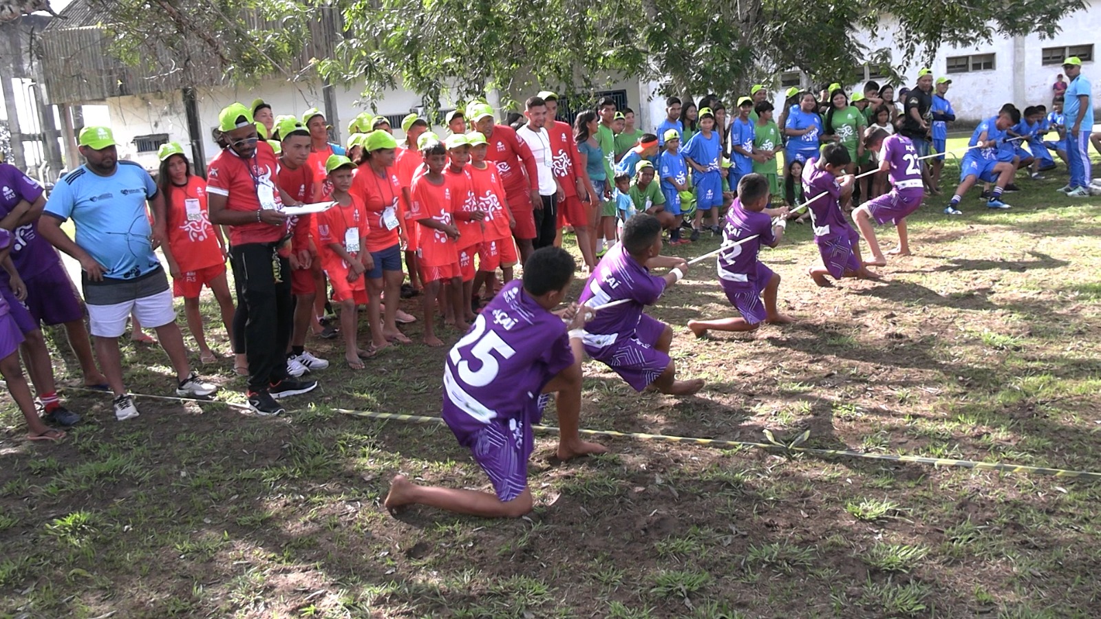 Prática de esportes fortalece direitos de jovens ribeirinhos da Amazônia