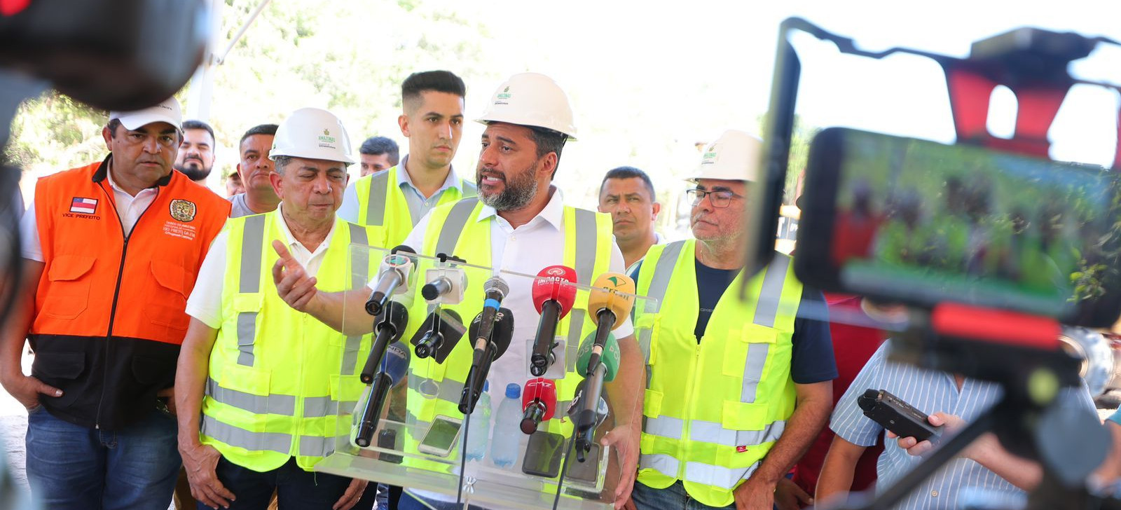 Governador do AM destaca importância da rodovia AM-010 para desenvolvimento econômico