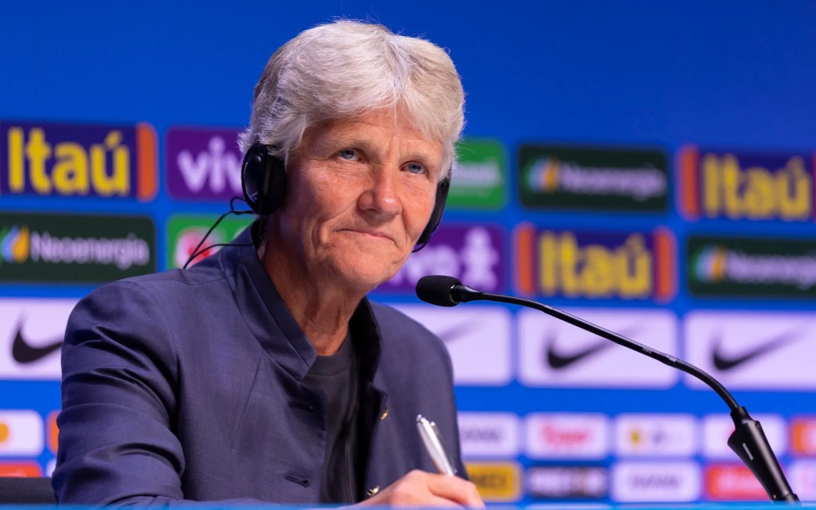 Na véspera da estreia na Copa do Mundo, técnica afirma que seleção brasileira pode ir longe